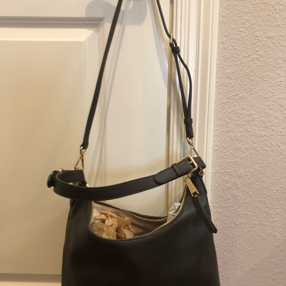 Micheal Kors purse - Picture 7 of 7